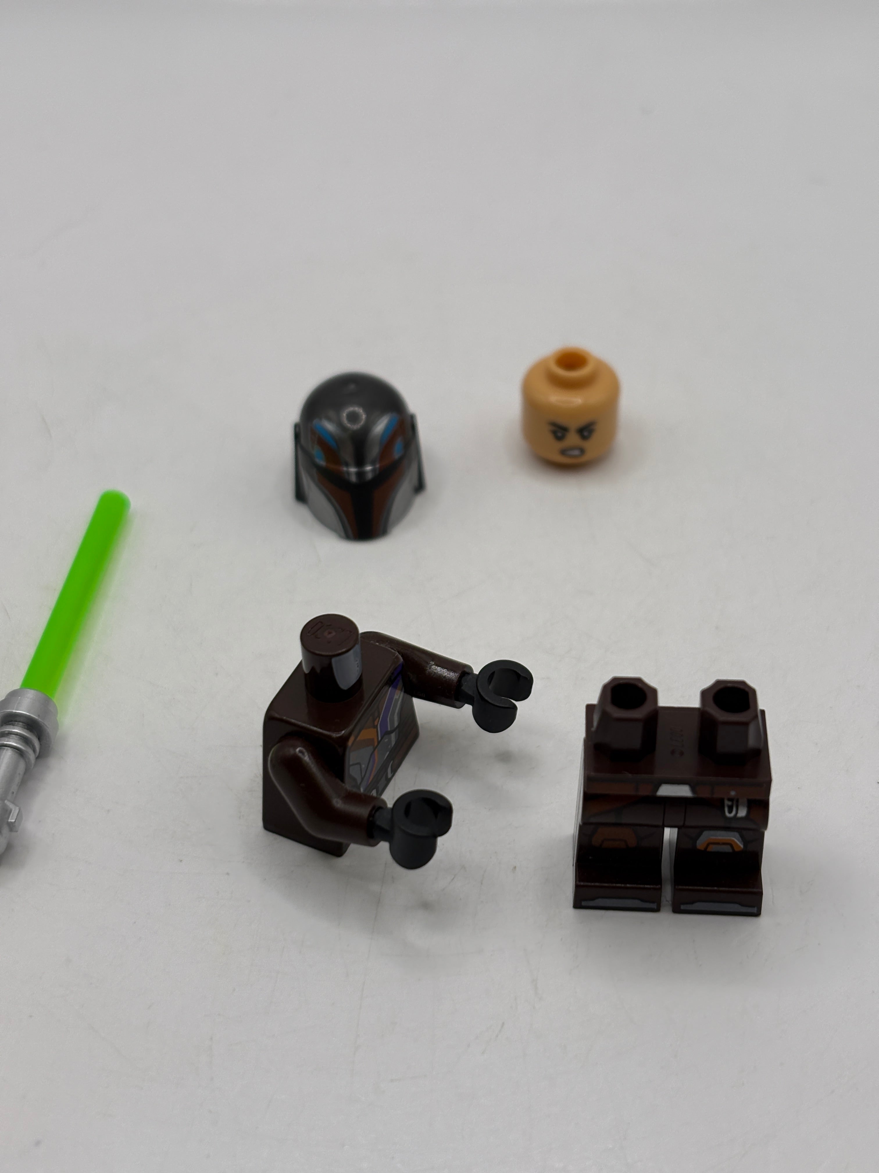 LEGO® Minifig sw1302 - Sabine Wren - Dark Brown Armor, photo 7